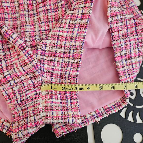 Alice and Olivia Women's Pink Tweed Conry Pleated Shorts | 12 - Picture 7 of 15